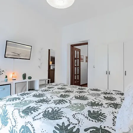 Casa Giuffri - Castello Ursino Flat With Balcony *