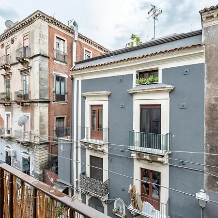 Casa Giuffri - Castello Ursino Flat With Balcony *